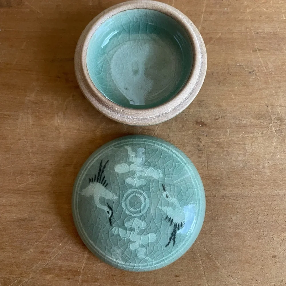 Celadon Crane Trinket Dish 2 1/4” Diameter Beautiful Condition Marked So sweet!